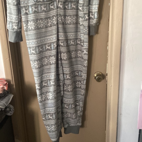 Forever 21 Fair Isle Hooded Pajama Jumpsuit - Picture 9 of 10